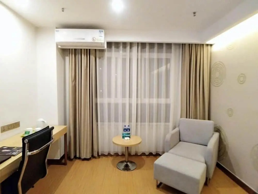 Баоцзи: GreenTree Inn Baoji Fengxiang Donghu Business Hotel