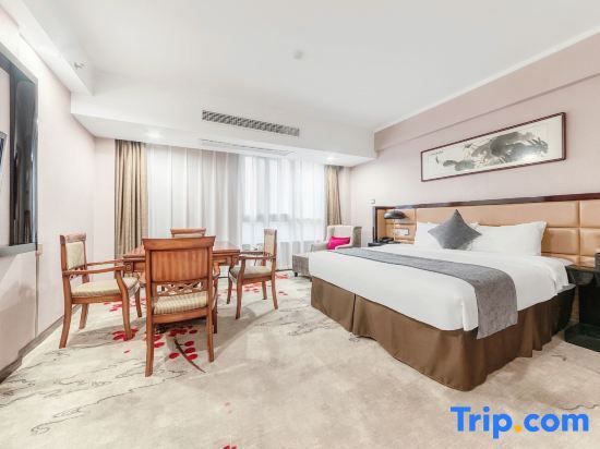 Яньчэн: Huangjin Hotel