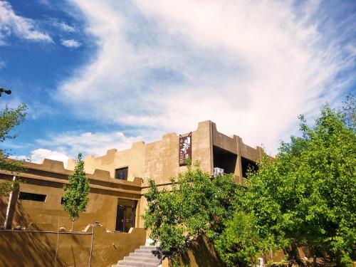 Цзюцюань: Dunhuang Jinshed Times Yododo Inn