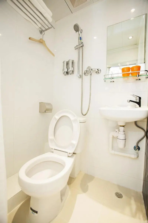 Гонконг: Fortune Inn 9A