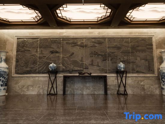 Цзинин: Taibai Restaurant Boutique Garden Hotel (Jining North Bus Station Vocational and Technical College)
