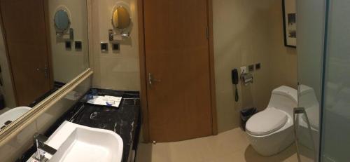 Чжэнчжоу: Starway Hotel Zhengzhou East Railway Station