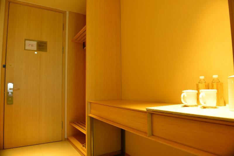 Синин: Ji Hotel (Xining Haihu New Area)
