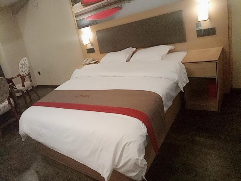 Юнчжоу: Thank Inn Plus Hotel Hunan Yongzhou Jiangyong County Yonghua International