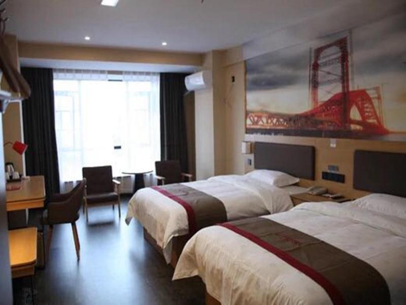 Юнчжоу: Thank Inn Plus Hotel Hunan Yongzhou Jiangyong County Yonghua International