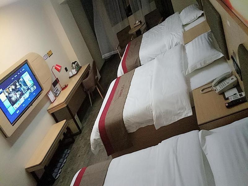 Юнчжоу: Thank Inn Plus Hotel Hunan Yongzhou Jiangyong County Yonghua International