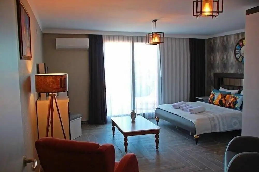 Helvaci: Yeni Foça Butik Otel