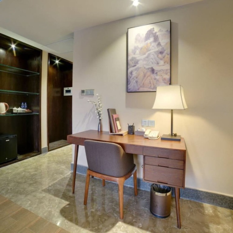 Саньмин: Minjiang Hotel