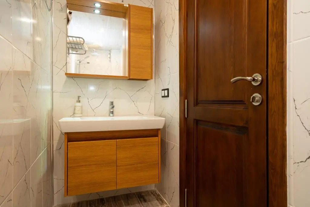 Чиралы: Ayris Hotel