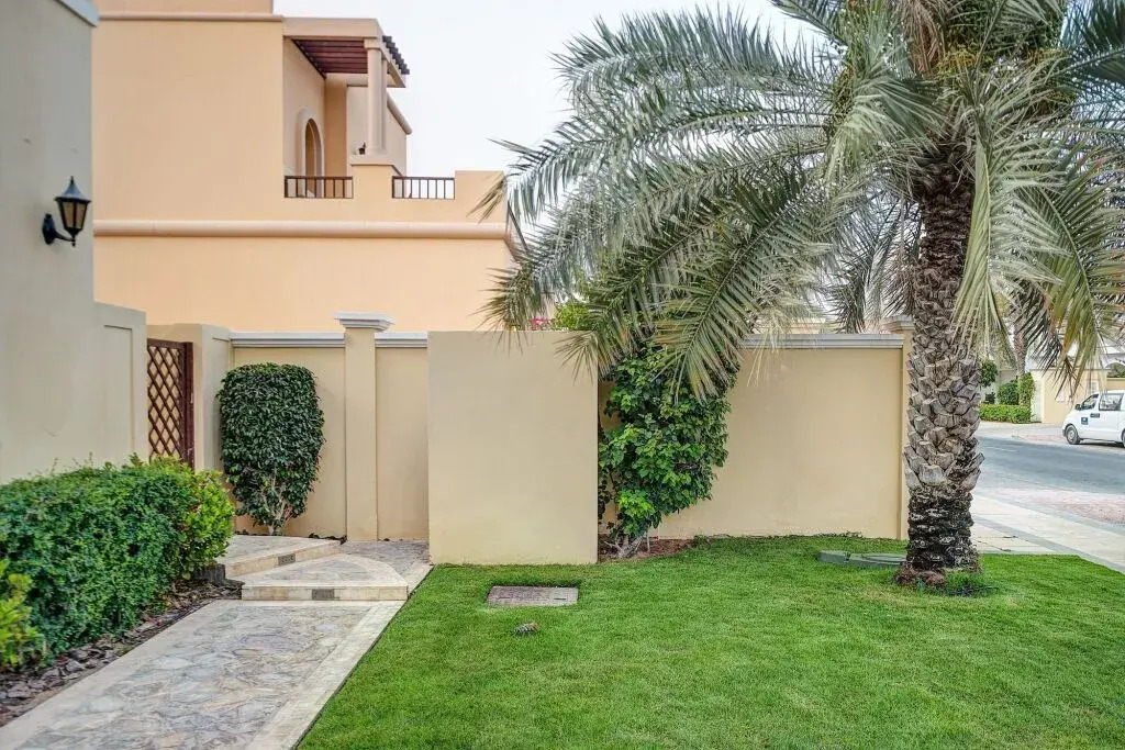Дубай: The Palm Jumeirah Villas - Frond M - by Dream Inn Dubai