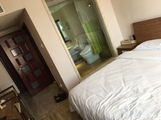 Хуньчунь: Mingmen Hotel