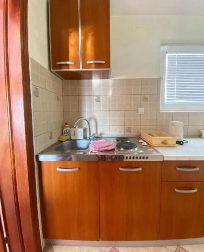 Сутоморе: Apartmani Lukšić