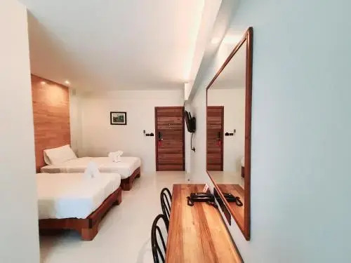Сураттхани: Suhotel Suratthani