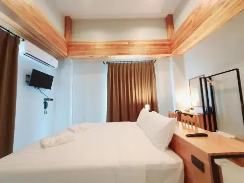 Сураттхани: Suhotel Suratthani