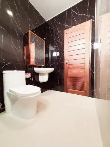 Сураттхани: Suhotel Suratthani