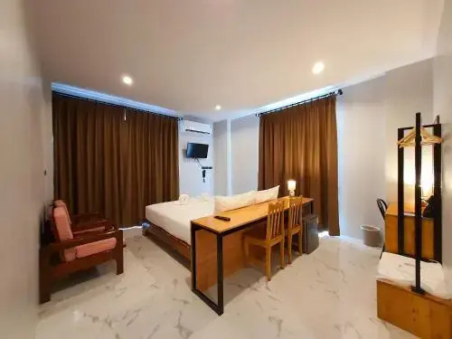 Сураттхани: Suhotel Suratthani