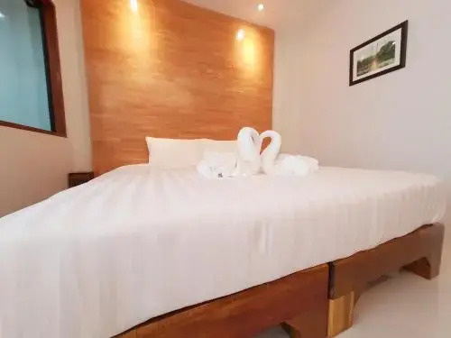 Сураттхани: Suhotel Suratthani