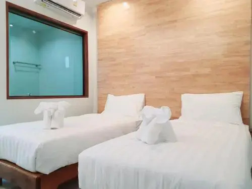 Сураттхани: Suhotel Suratthani