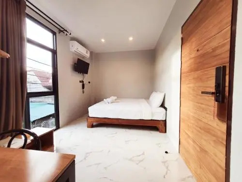 Сураттхани: Suhotel Suratthani