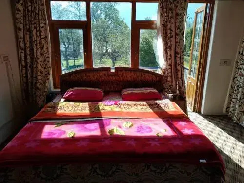 Пахалгам: Hotel Diamond Palace