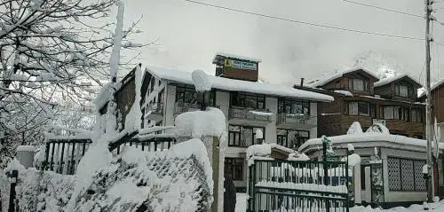 Пахалгам: Hotel Diamond Palace