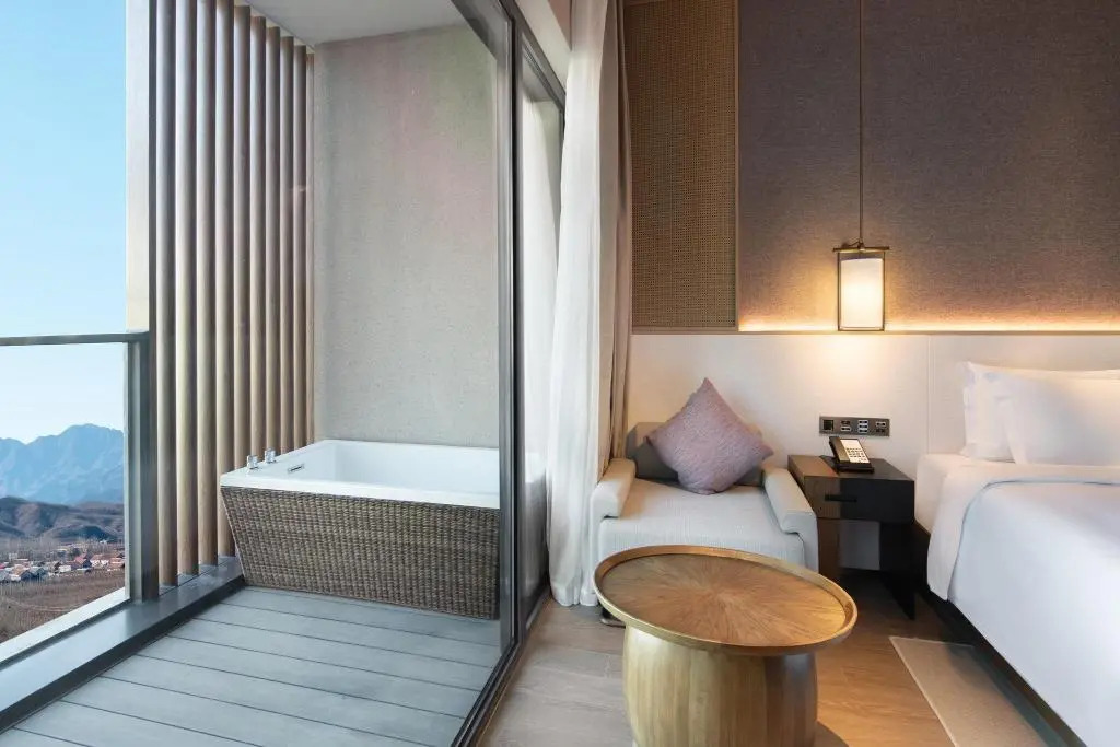 Таншань: Crowne Plaza Zunhua Hot Spring Town, an IHG Hotel