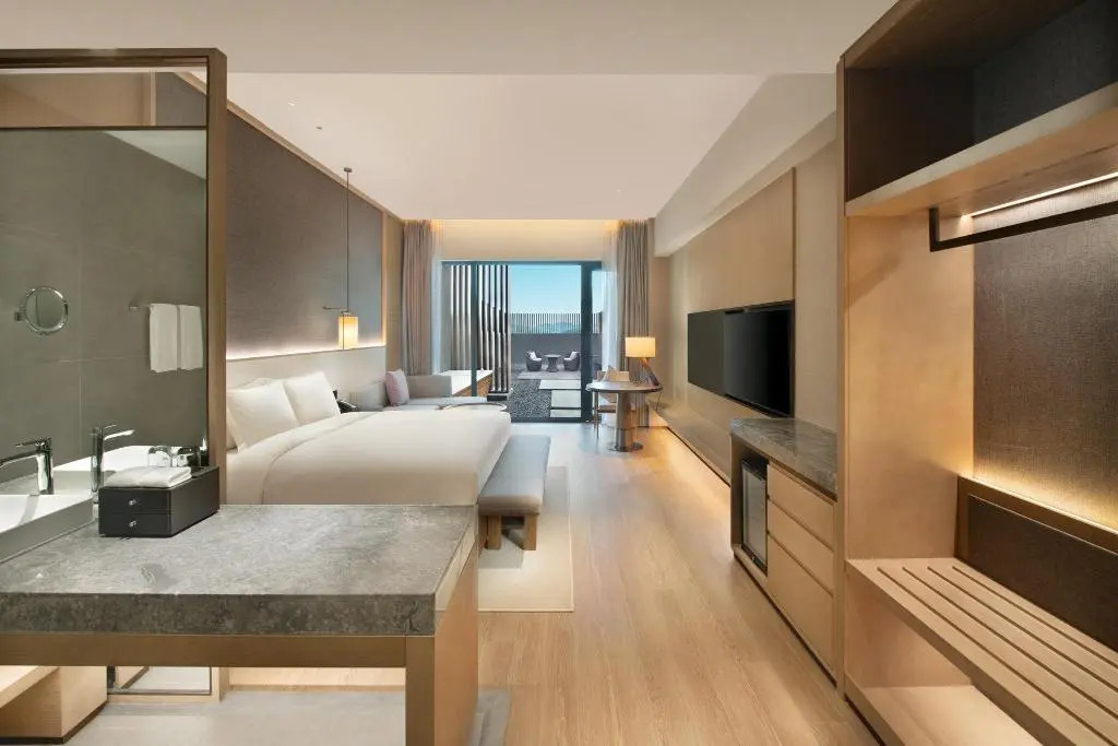 Таншань: Crowne Plaza Zunhua Hot Spring Town, an IHG Hotel