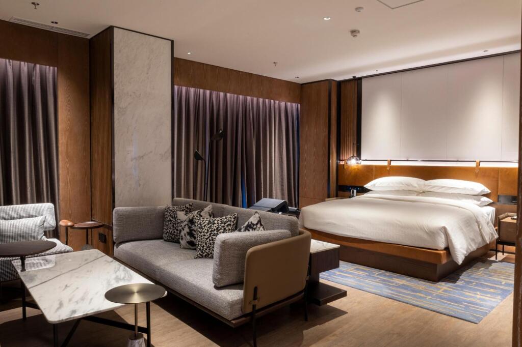Чжаоцин: Sheraton Zhaoqing Dinghu