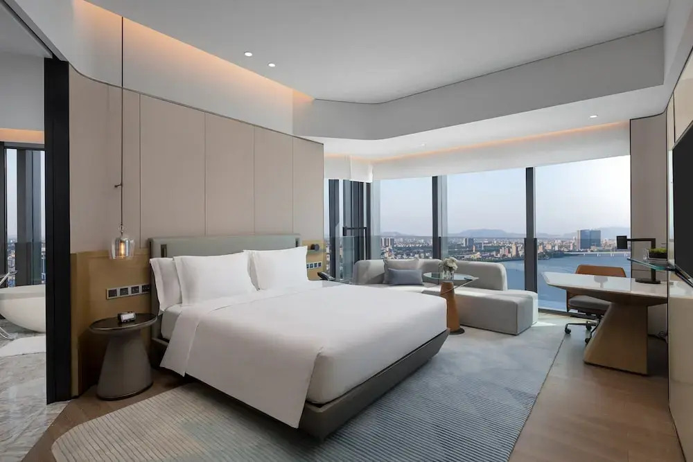 Чаочжоу: Crowne Plaza Chaozhou Riverside, an IHG Hotel