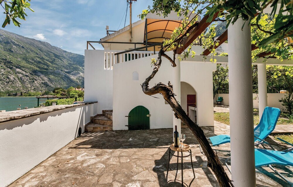 Котор: Beautiful Home in Kotor With 3 Bedrooms and Wifi