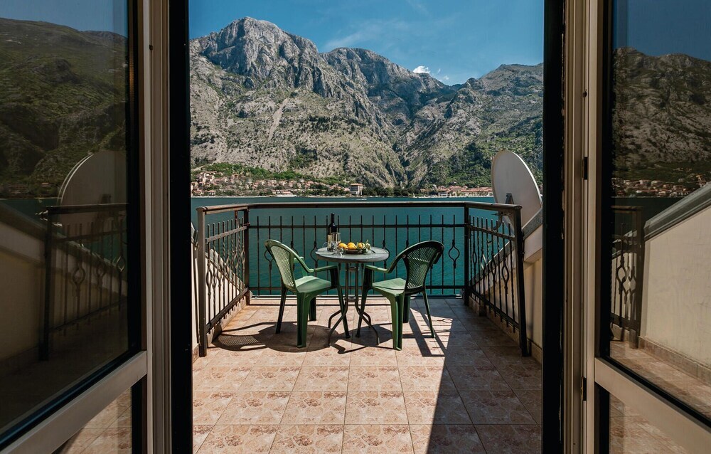 Котор: Beautiful Home in Kotor With 3 Bedrooms and Wifi