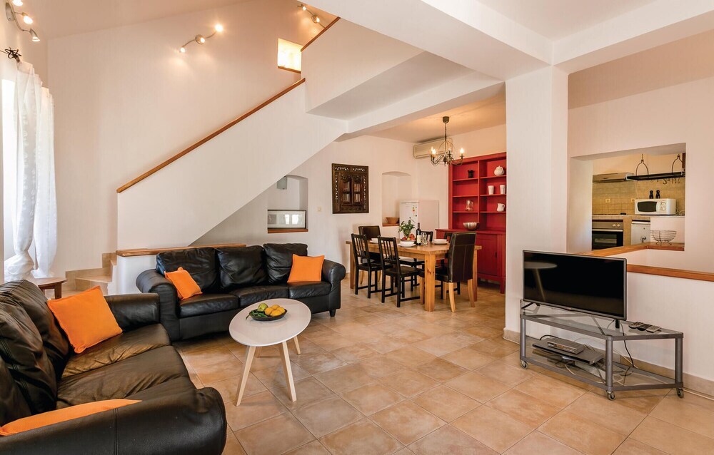 Котор: Beautiful Home in Kotor With 3 Bedrooms and Wifi