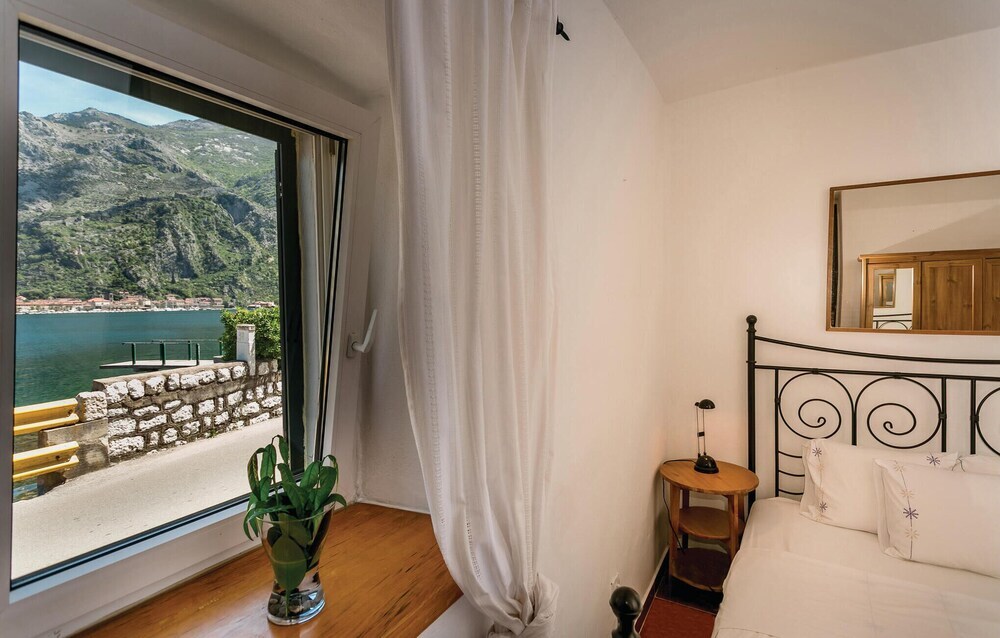 Котор: Beautiful Home in Kotor With 3 Bedrooms and Wifi