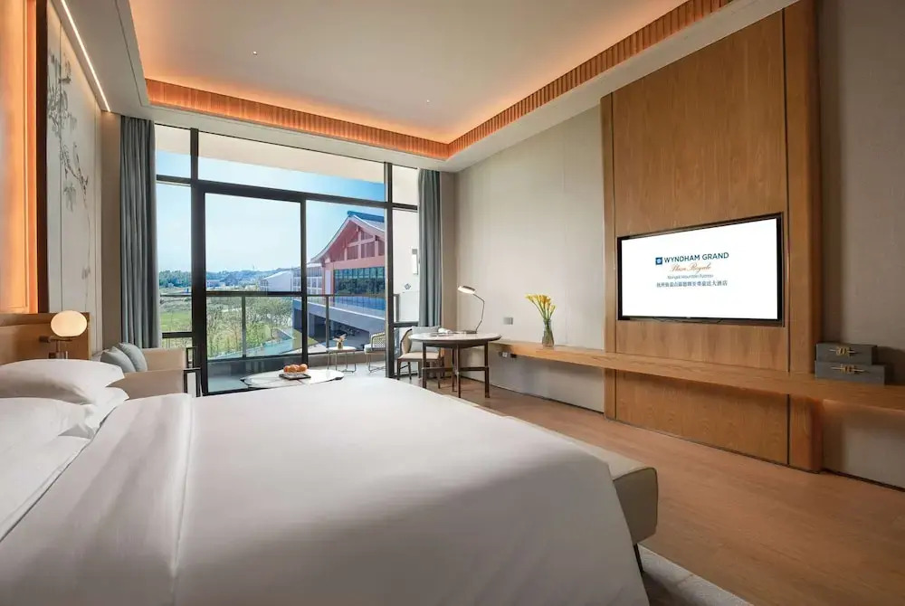 Фучжоу: Wyndham Grand Plaza Royale Xiangai Mountain Fuzhou
