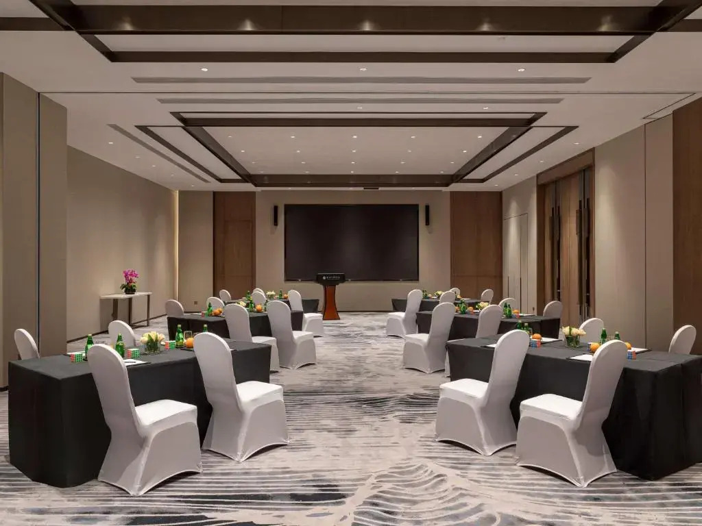Хуайань: Pullman Huai’an