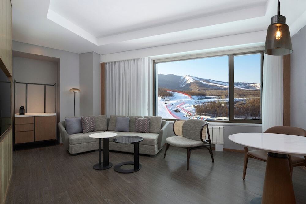 Чжанцзякоу: Courtyard By Marriott Chongli