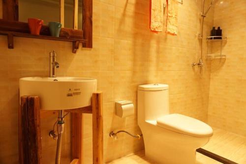 Синъи: Xingyi Wanfeng Lin Jianshan Guest House