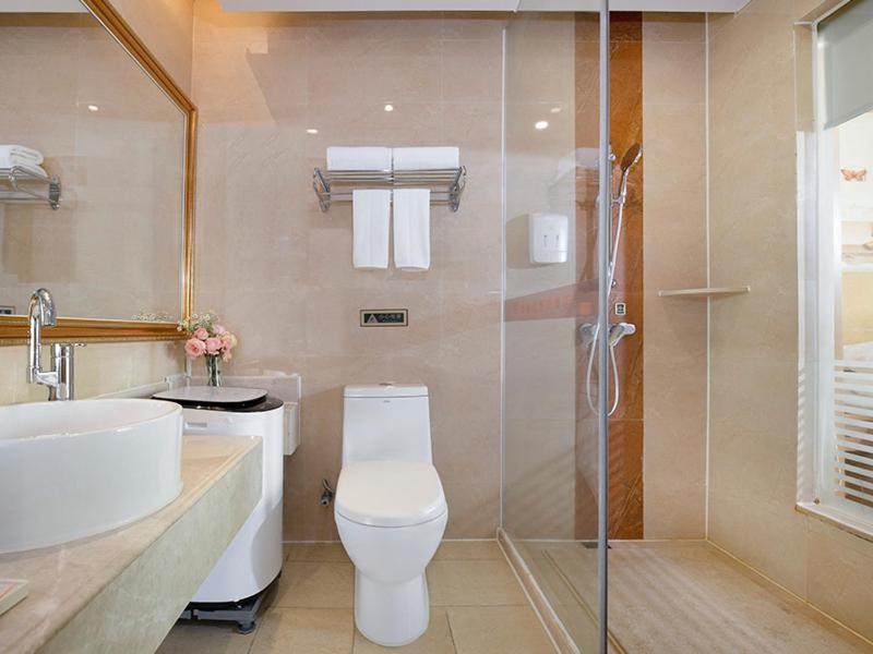 Хойчжоу: Vienna Hotel Huizhou Dahuxi