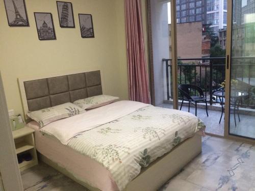 Ухань: Wuhan University West Gate Hostel