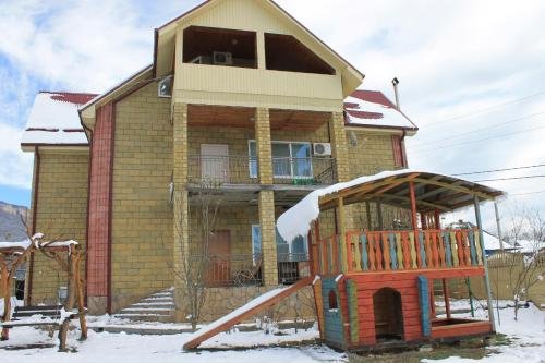 Даховская: Guest house "U Reki"