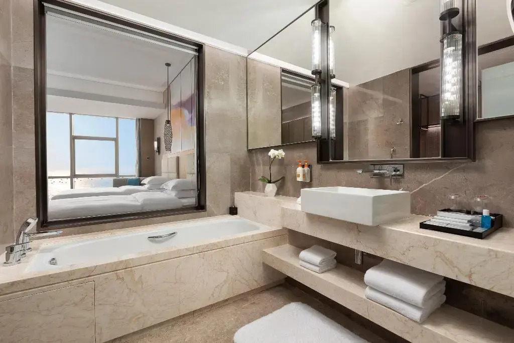 Бэйхай: Crowne Plaza Beihai Silver Beach