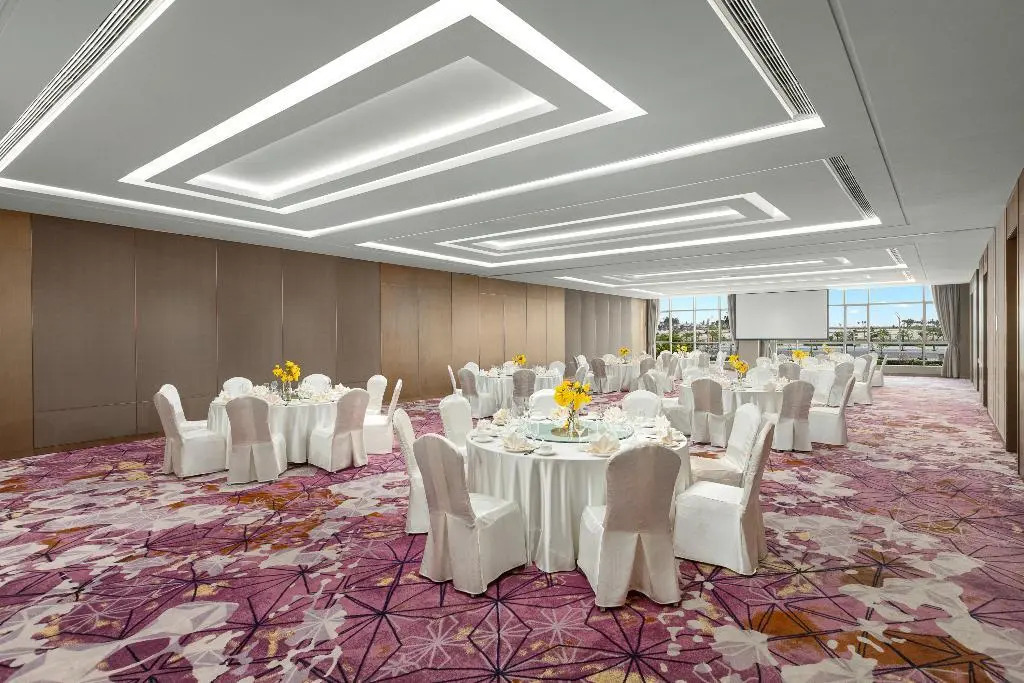 Бэйхай: Crowne Plaza Beihai Silver Beach