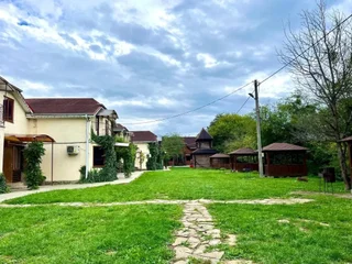 Каменномостский: Отель Графская Поляна
