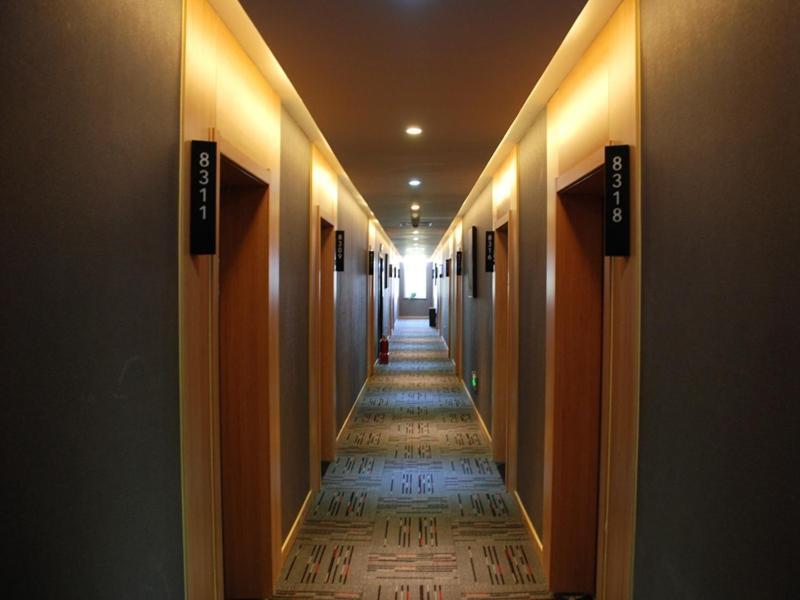 Цзиньчжун: Thank Inn Plus Hotel Shanxi Taiyuan Xiaodian District Wusu Airport Jiaotong College
