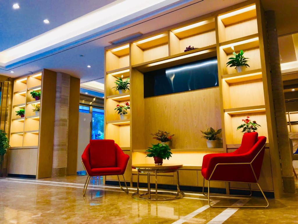 Яншо: Kyriad Marvelous Hotel (Yangshuo West Street)