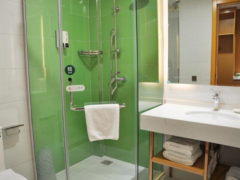 Яньчэн: GreenTree Inn Yancheng Yandu Area New Area Shenzhou Road Express Hotel