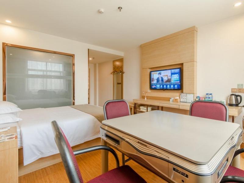 Луань: GreenTree Inn LiuAn Huoshan County Yingjia Avenue County Hospital Express Hotel