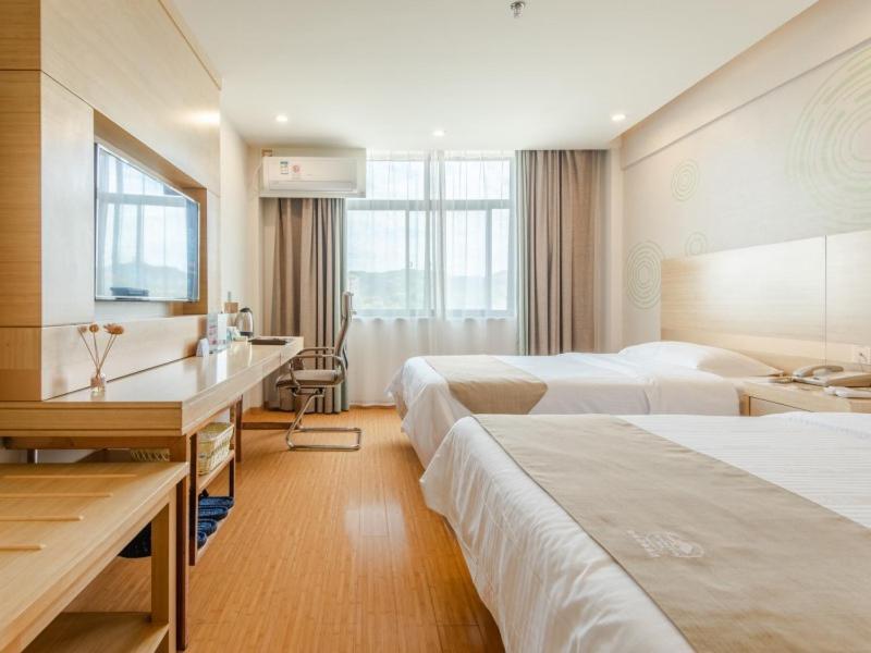 Луань: GreenTree Inn LiuAn Huoshan County Yingjia Avenue County Hospital Express Hotel