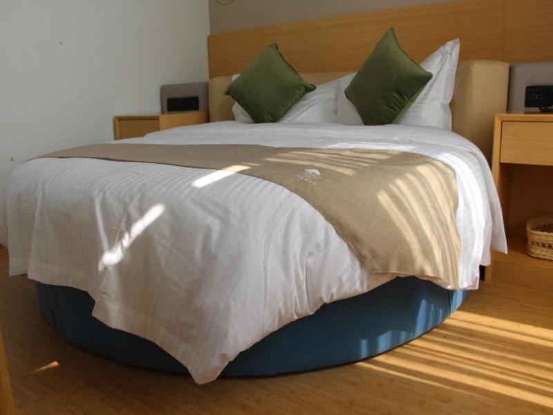 Лянфан: GreenTree Inn Langfang Dachang Movie City Select Hotel