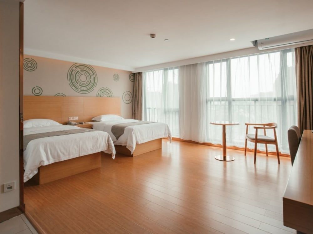 Гуйлинь: GreenTree Inn Guangxi Zhuang Autonomous Region Guilin Lingui District Luhu International Express Hotel